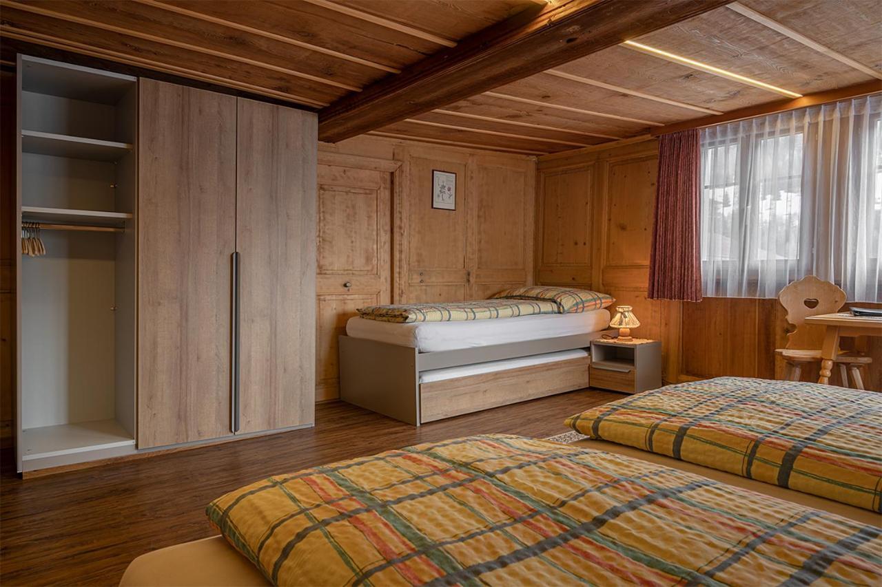 Hotel-Restaurant Drei Tannen ベルヴァルト エクステリア 写真