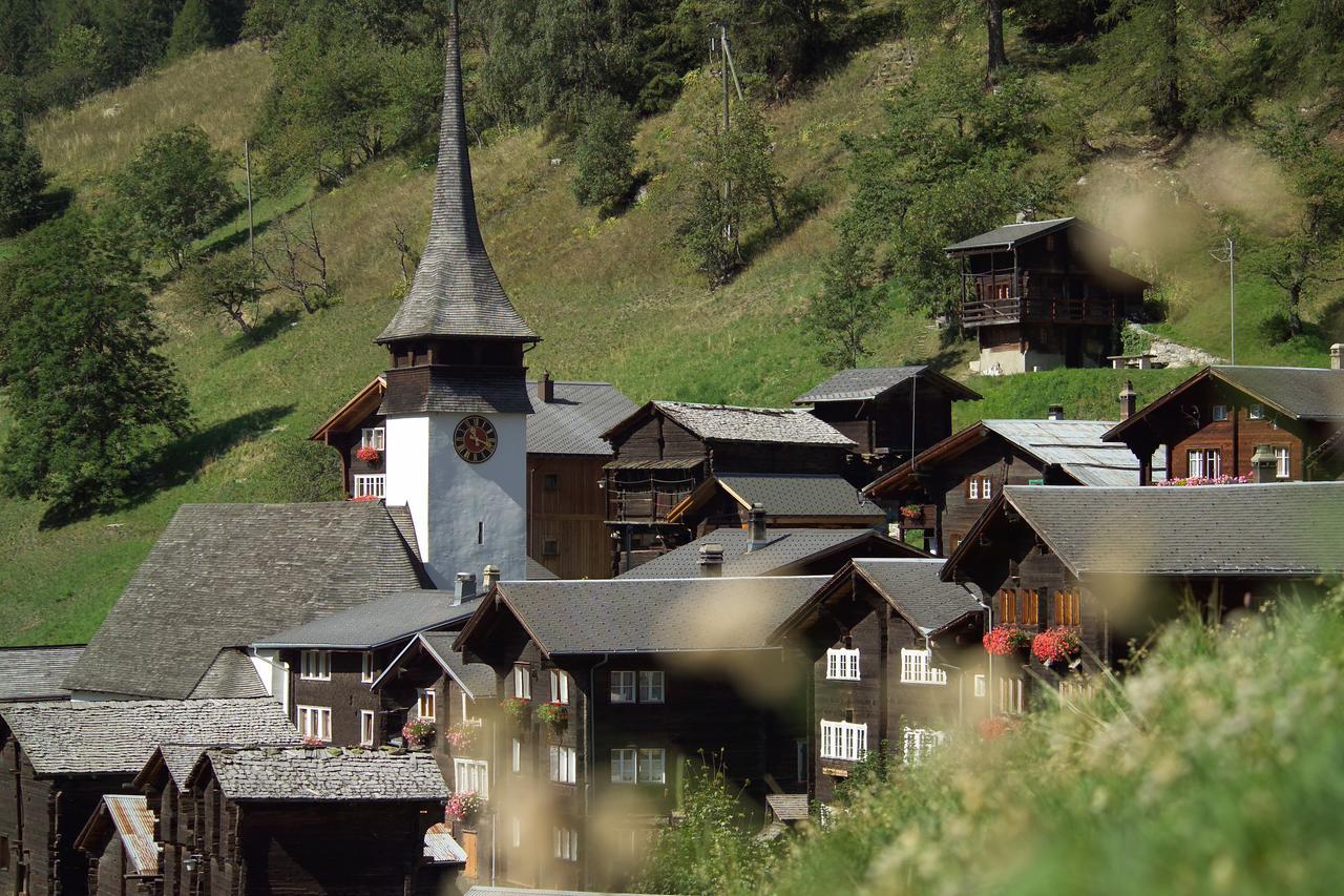 Hotel-Restaurant Drei Tannen ベルヴァルト エクステリア 写真